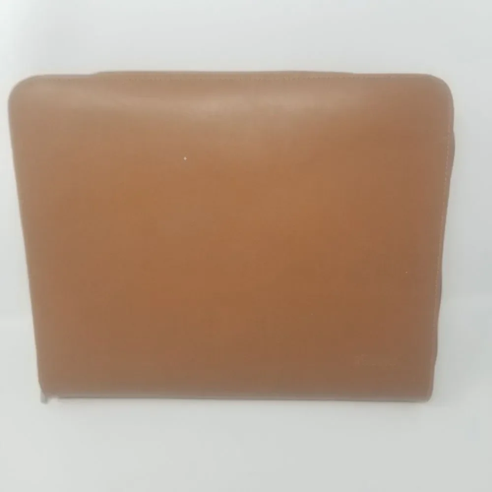 Worldmark By Trendwest Camel Brown Faux Leather Binder Portfolio Laptop Case